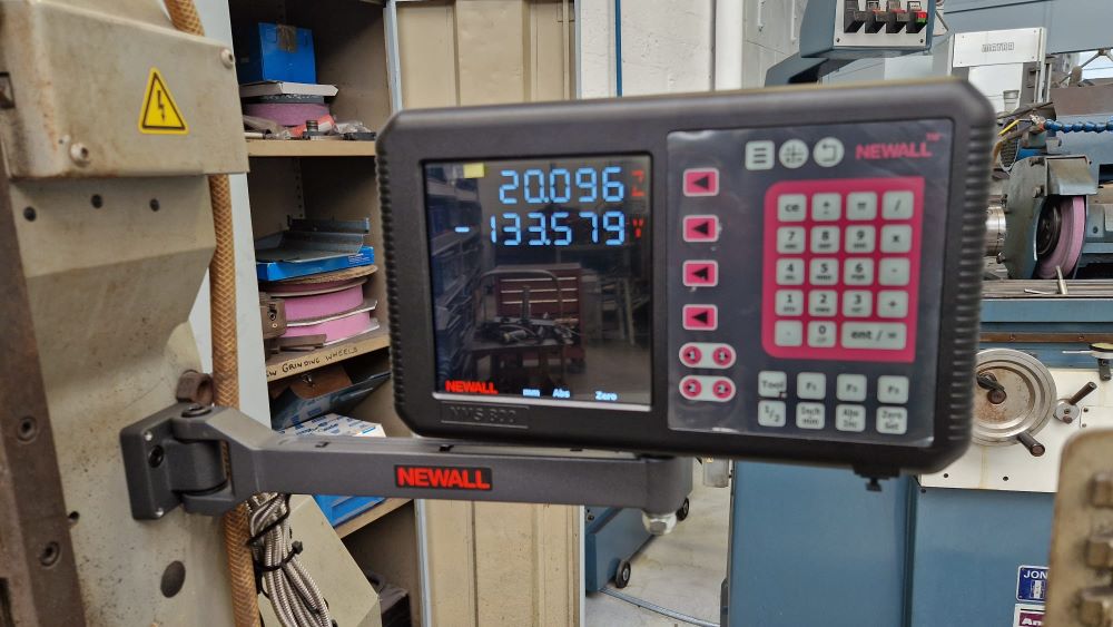 Breathe New Life into Your Used Machine: A Step-by-Step Guide to Fitting DRO Systems