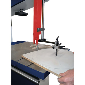 Circle cutting and sanding device