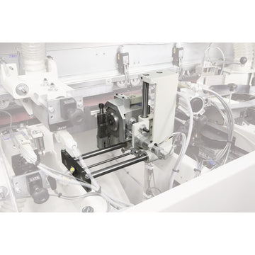 Flush-trimming unit with saw and function corner rounds