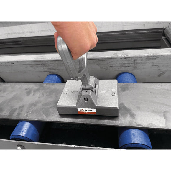 Hand lifting magnet HHM 50