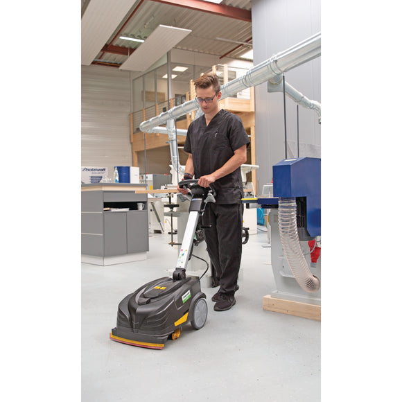 Hand-held scrubber-dryer SSM 281