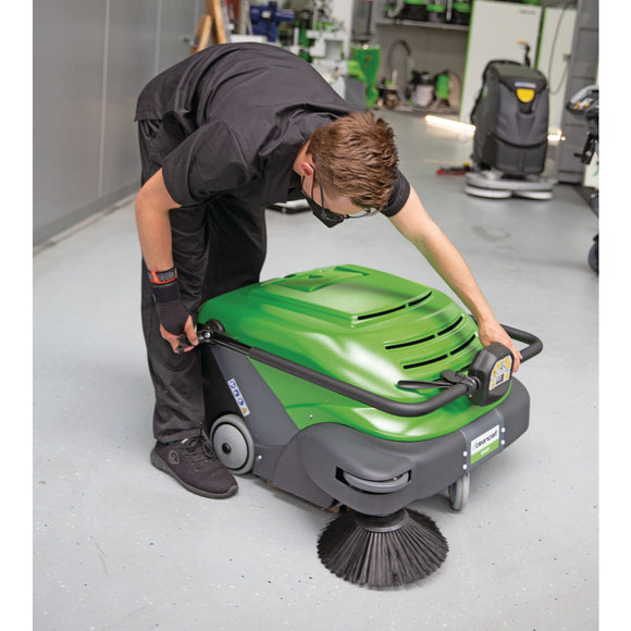 Hand-held vacuum sweeper KM 825